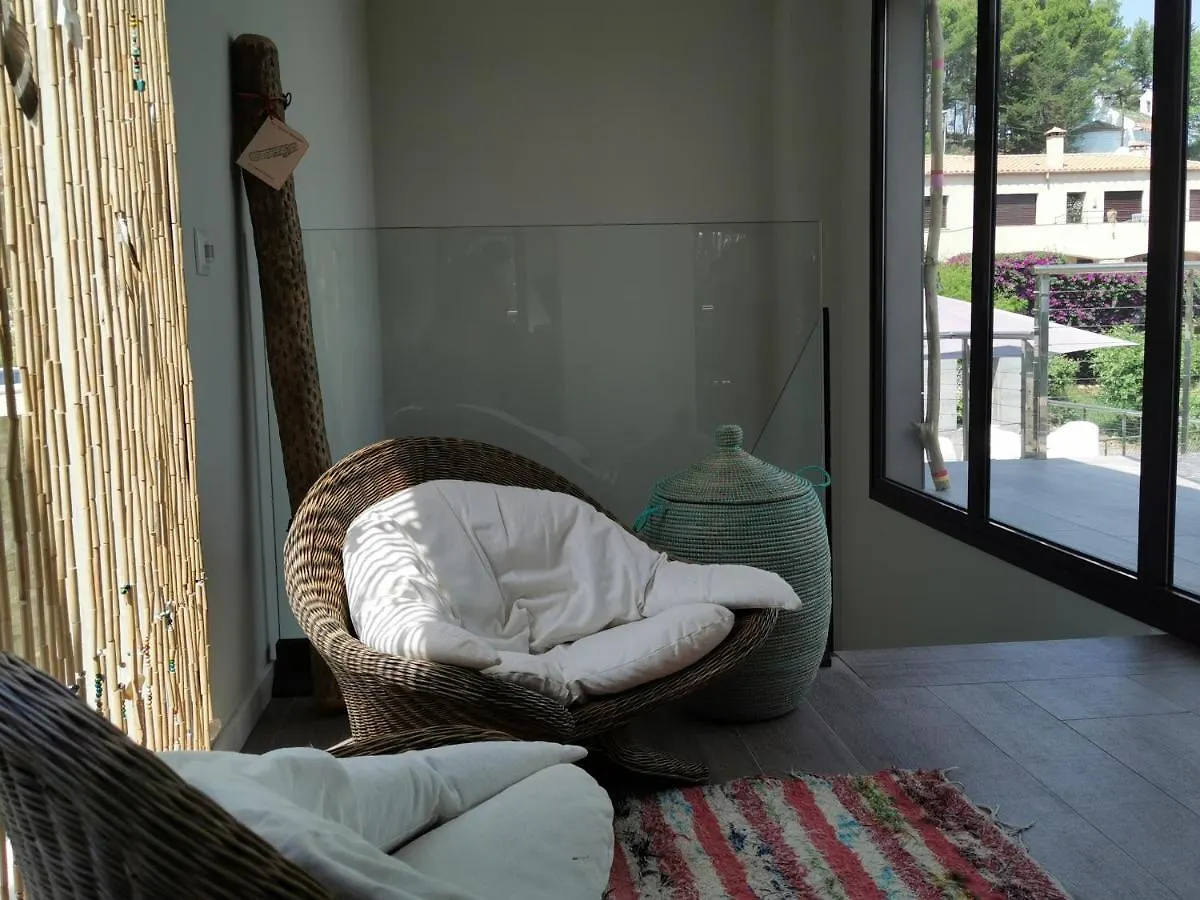 הוילה בגור Casa De La Luz 0*,  ספרד